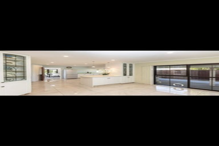 Photo of property in 4 Rowanwood Close, Halswell, Christchurch, 8025