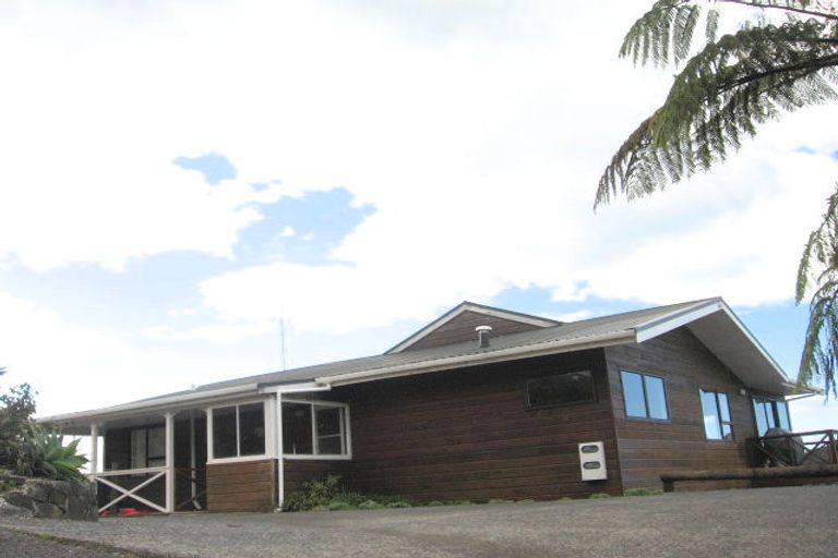 Photo of property in 20 Pine Grove, Tairua, 3508