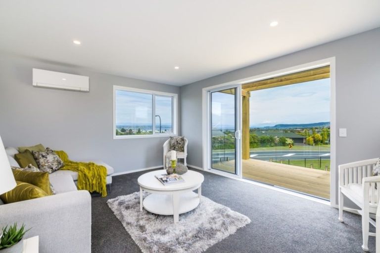 Photo of property in 66 Huka Heights Drive, Rangatira Park, Taupo, 3330