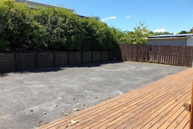 Photo of property in 6 Everglade Drive, Goodwood Heights, Auckland, 2105