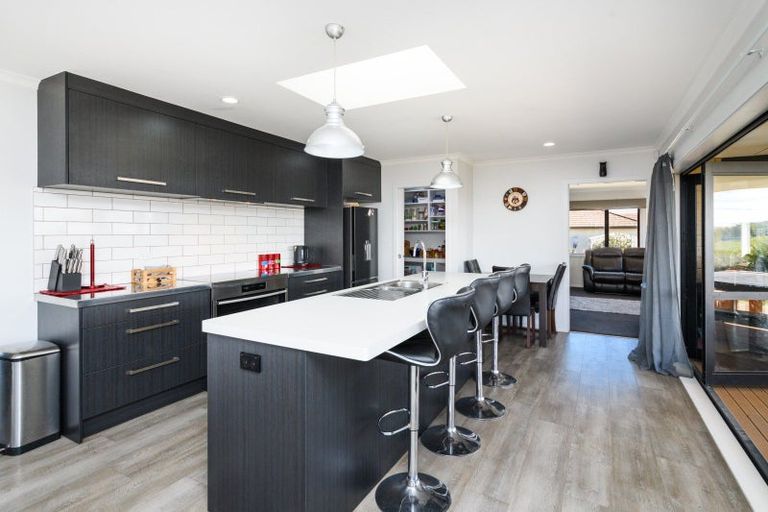 Photo of property in 14 Fallow Avenue, Feilding, 4775