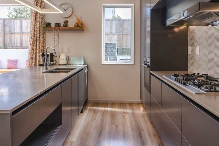 Photo of property in 11 Pommes Way, Silverdale, 0932