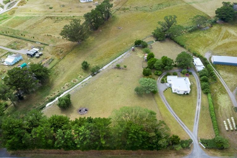 Photo of property in 299 Bidwills Cutting Road, Morison Bush, Greytown, 5794
