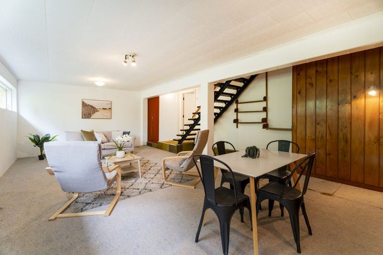 Photo of property in 3 Woodstock Terrace, Tawa, Wellington, 5028