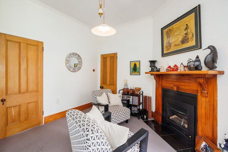 Photo of property in 301 College Street, West End, Palmerston North, 4410