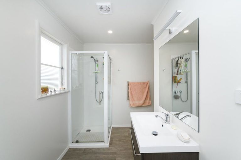 Photo of property in 100 Derby Street, Feilding, 4702