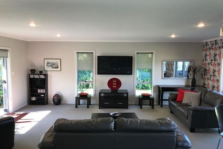 Photo of property in 103a Main Rd Clive, Clive, 4102