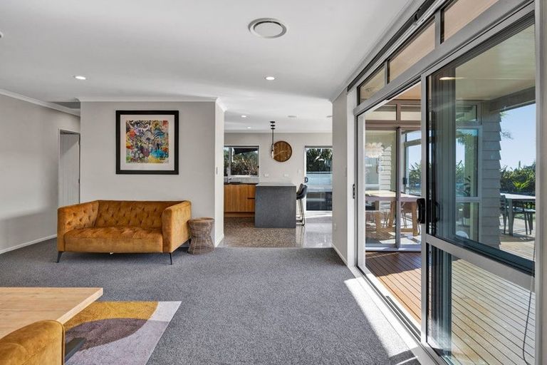 Photo of property in 9a Dolphin Parade, Bell Block, New Plymouth, 4312