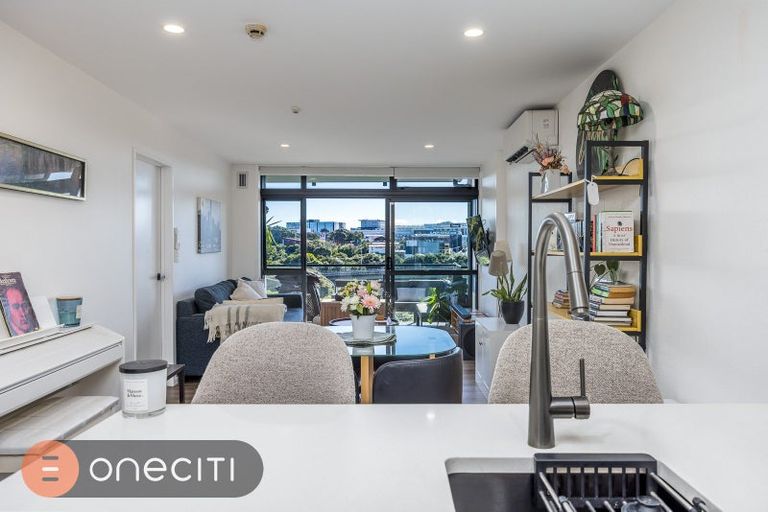 Photo of property in 4a/6 Piwakawaka Street, Eden Terrace, Auckland, 1010