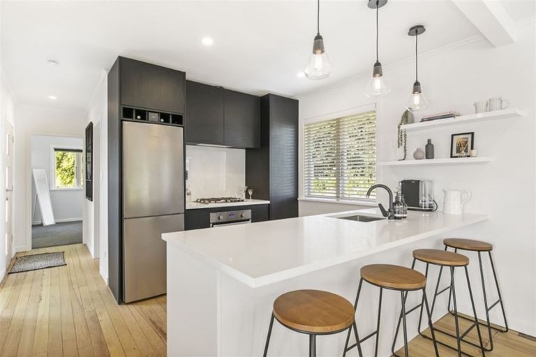 Photo of property in 1/18 Verbena Road, Birkdale, Auckland, 0626