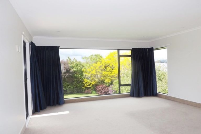 Photo of property in 8 Clifford Close, Levin, 5510