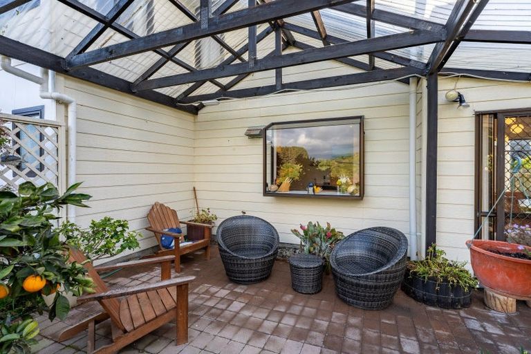 Photo of property in 36 Simcox Street, Otaki Beach, Otaki, 5512