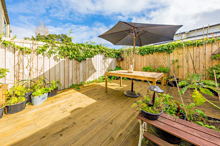 Photo of property in 5s Dryden Place, Mount Wellington, Auckland, 1051