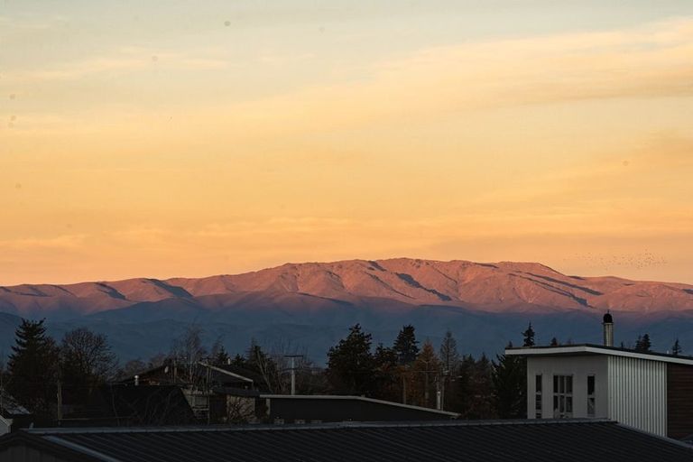 Photo of property in 3 Maitland Place, Favona, Auckland, 2024