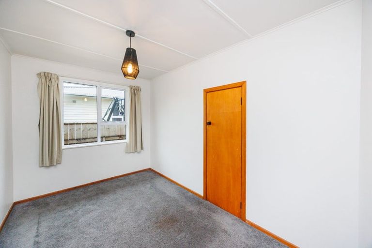 Photo of property in 8 Austin Place, Awapuni, Palmerston North, 4412