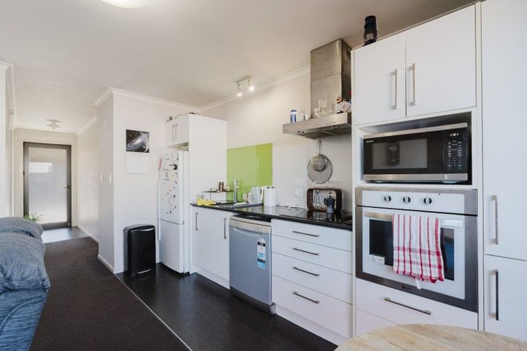 Photo of property in 4/28 Fifth Avenue, Enderley, Hamilton, 3214