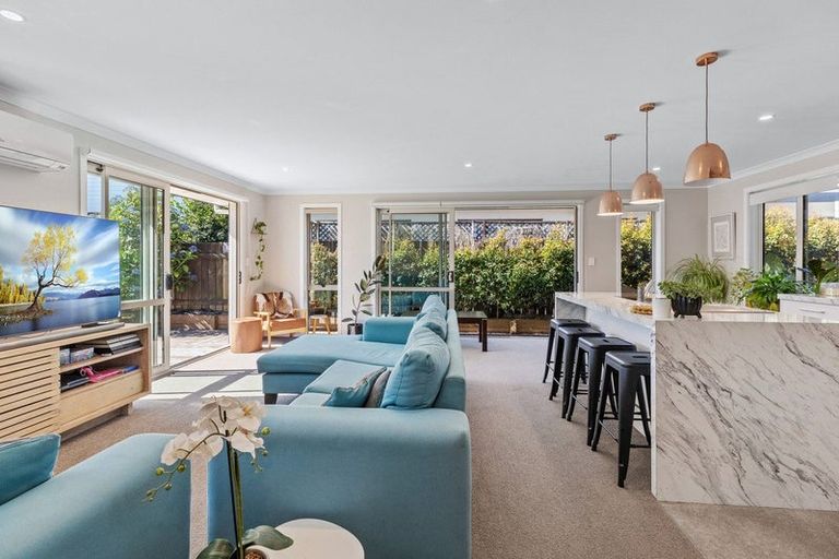 Photo of property in 19a Crescent Road, Otumoetai, Tauranga, 3110