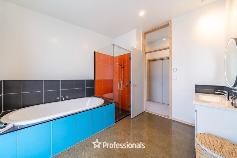 Photo of property in 12 Mount Marua Way, Timberlea, Upper Hutt, 5018