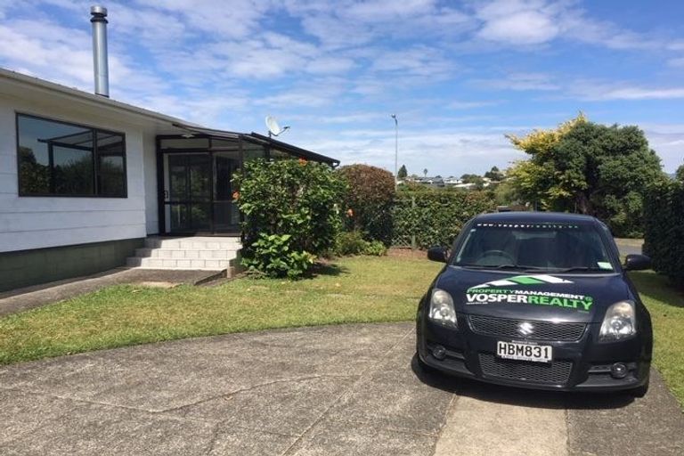 Photo of property in 6 Walnut Grove, Omokoroa, 3114