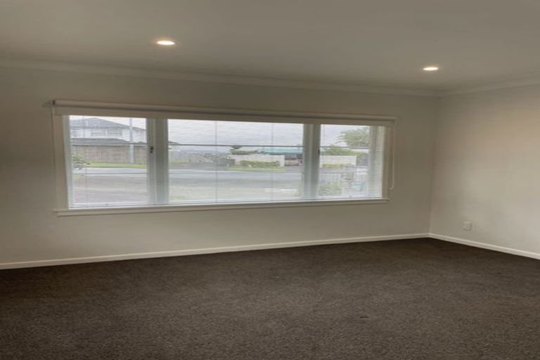 Photo of property in 165 Cook Street, Howick, Auckland, 2014