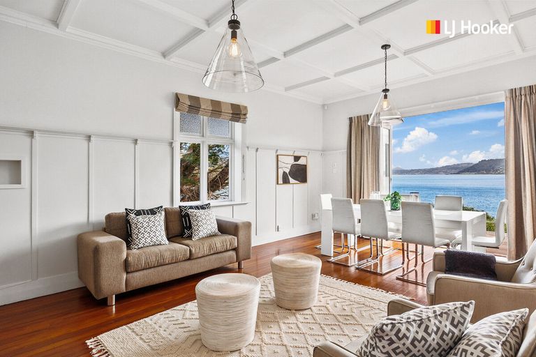 Photo of property in 7 Ngaio Street, Macandrew Bay, Dunedin, 9014