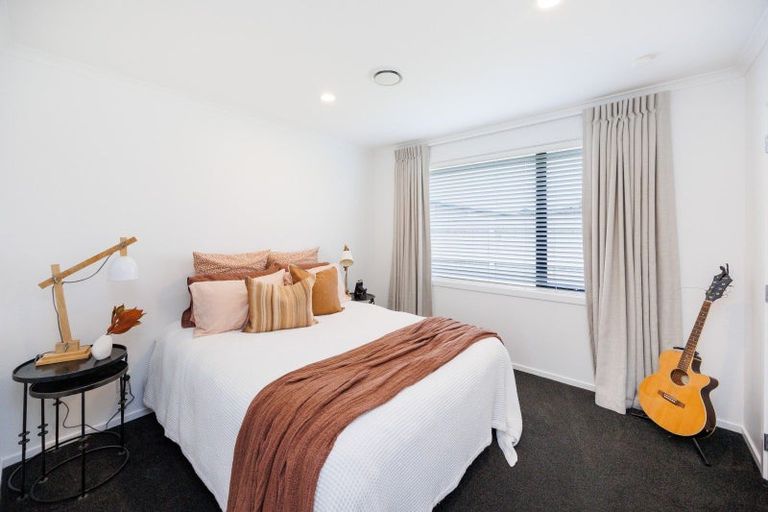 Photo of property in 94 Rosalie Terrace, Kelvin Grove, Palmerston North, 4414