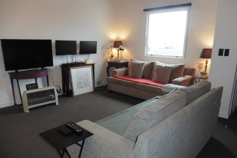 Photo of property in 18/10 Pitarua Street, Thorndon, Wellington, 6011