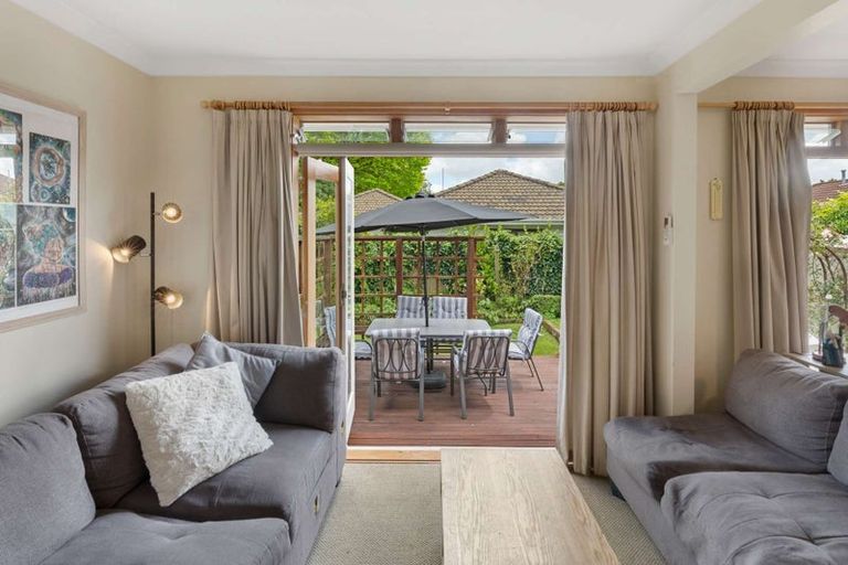 Photo of property in 21 Parata Street, Hokowhitu, Palmerston North, 4410