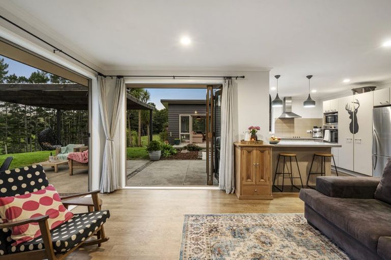 Photo of property in 210c Monowai Road, Wainui, Silverdale, 0994