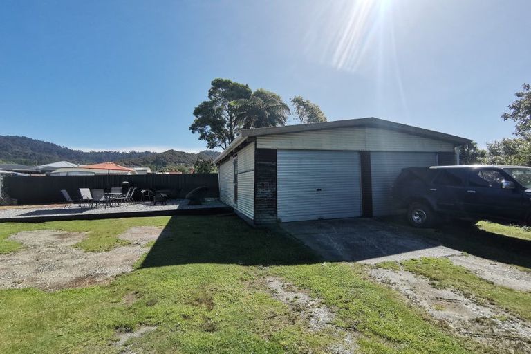 Photo of property in 47 Aylmer Street, Ross, 7812