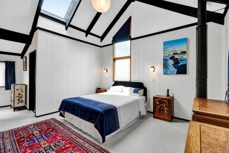 Photo of property in 24 Prudence Place, Oakura, 4314