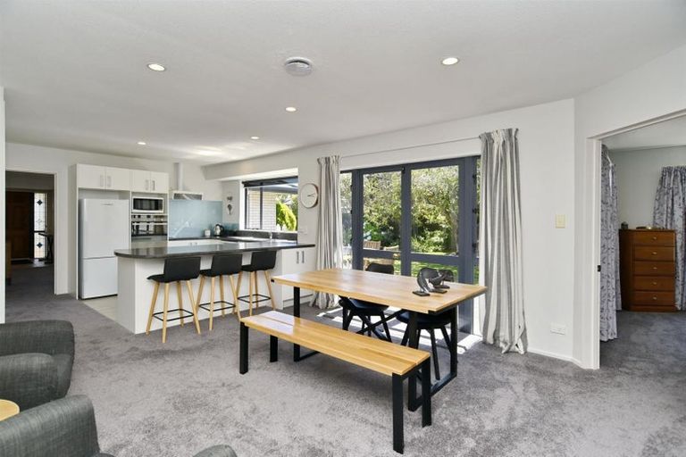 Photo of property in 20 Innisfree Place, Northwood, Christchurch, 8051