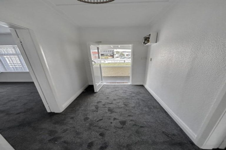 Photo of property in 146 Randwick Road, Moera, Lower Hutt, 5010