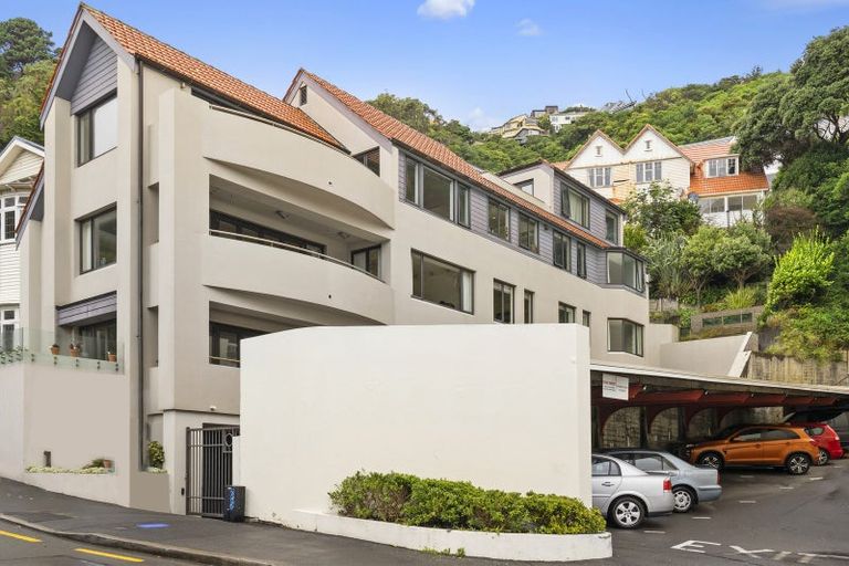 Photo of property in 3/6 Grass Street, Oriental Bay, Wellington, 6011