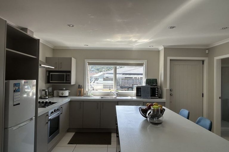 Photo of property in 33 Aparima Avenue, Miramar, Wellington, 6022