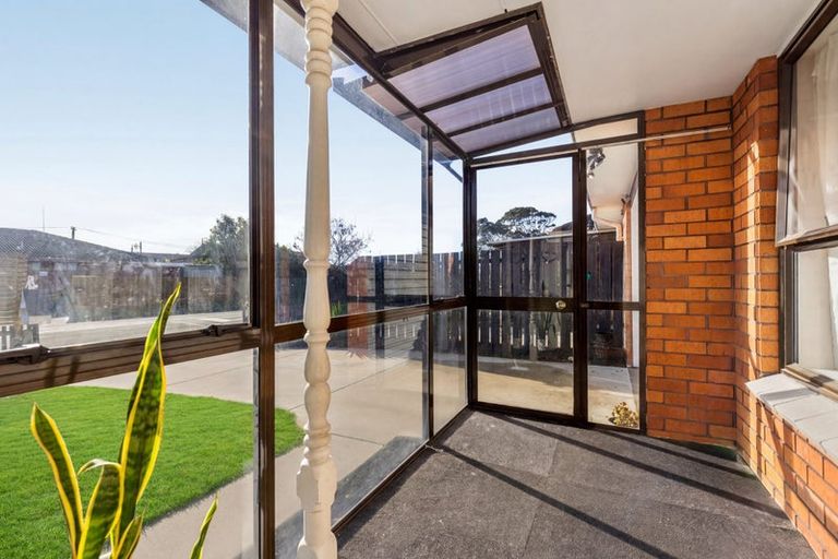 Photo of property in 2/2 Mchaffies Place, Wainoni, Christchurch, 8061