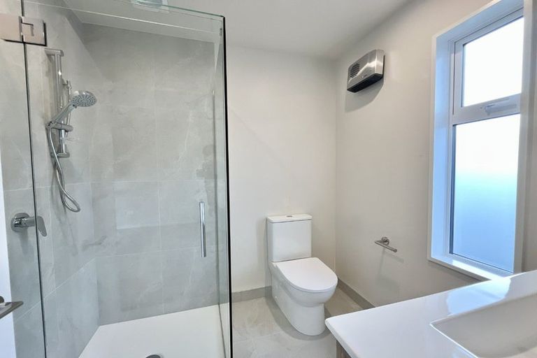 Photo of property in 2/205 Cranford Street, St Albans, Christchurch, 8014