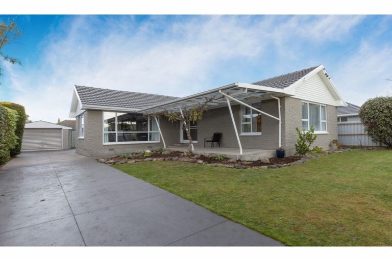 Photo of property in 18 Everest Street, Burnside, Christchurch, 8053