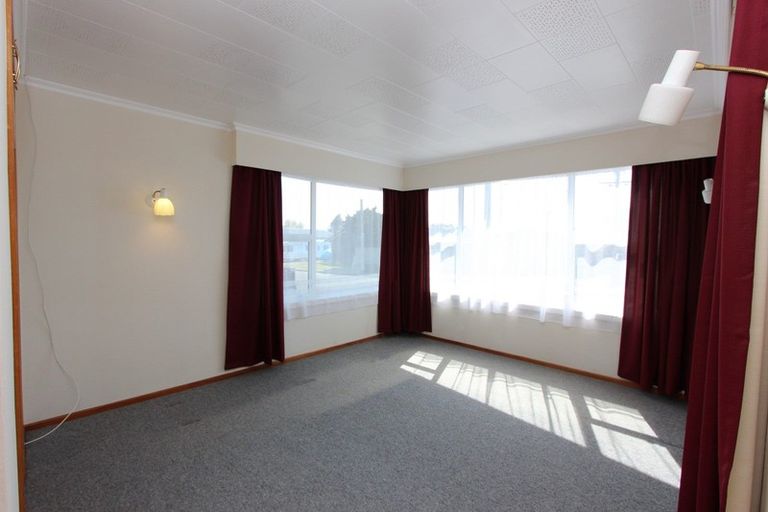 Photo of property in 13 Koromiko Street, Inglewood, 4330