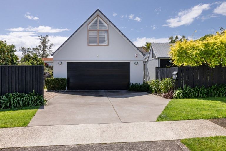 Photo of property in 37 Pah Street, Matua, Tauranga, 3110