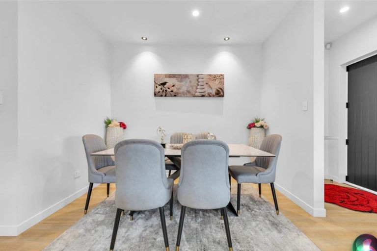 Photo of property in 39 Farranfore Road, Opaheke, Papakura, 2113