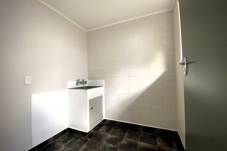 Photo of property in 2/900 Townshend Place, Saint Leonards, Hastings, 4120