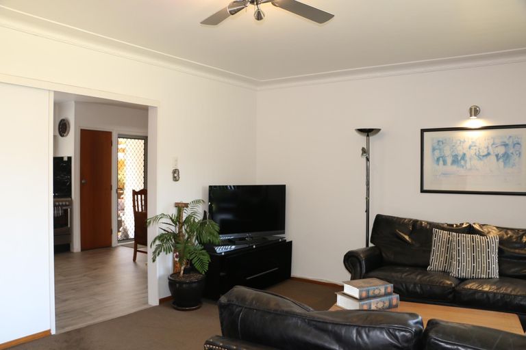 Photo of property in 2/109 Fitzroy Street, Papatoetoe, Auckland, 2104