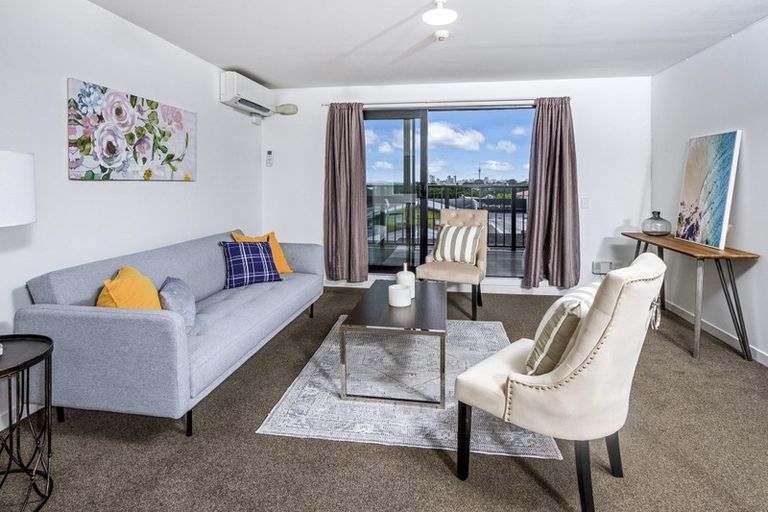 Photo of property in 12/241 Hinemoa Street, Birkenhead, Auckland, 0626