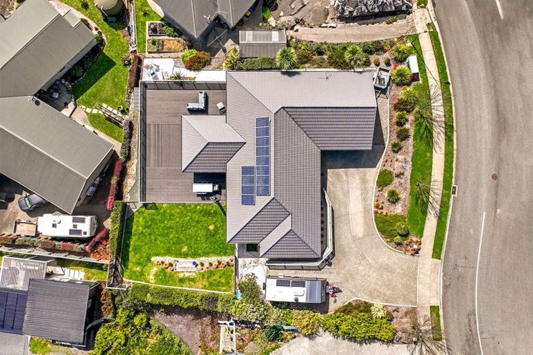 Photo of property in 26 Katania Heights, Brightwater, 7022