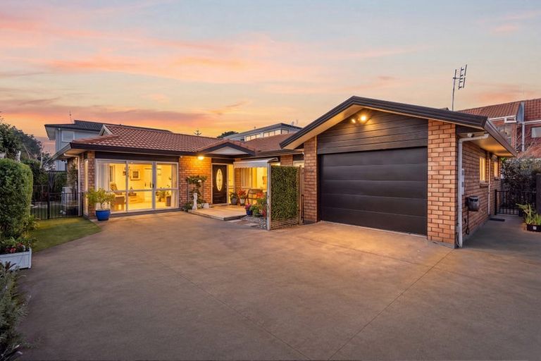 Photo of property in 3b Pine Road, Orewa, 0931