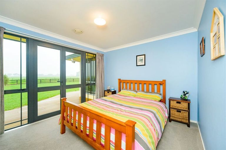 Photo of property in 1582 Rongotea Road, Kairanga, Palmerston North, 4475