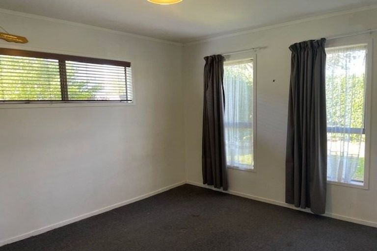 Photo of property in 2/14 Settlement Road, Papakura, 2110