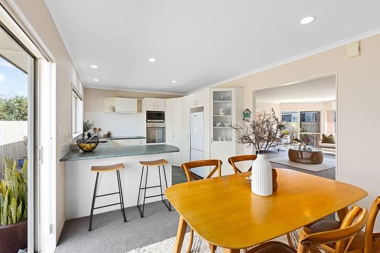 Photo of property in 14a Edward Avenue, Orewa, 0931