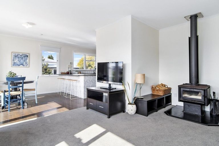 Photo of property in 90 Bellevue Road, Brookfield, Tauranga, 3110